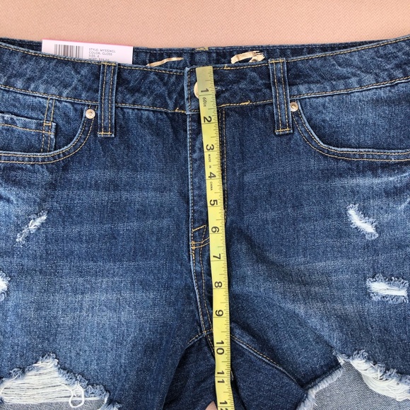 Seven7 Weekend 💯 % Cotton Distressed Fray Hem 5” Inseam Blue Wash Jean Shorts 6 - Picture 10 of 14